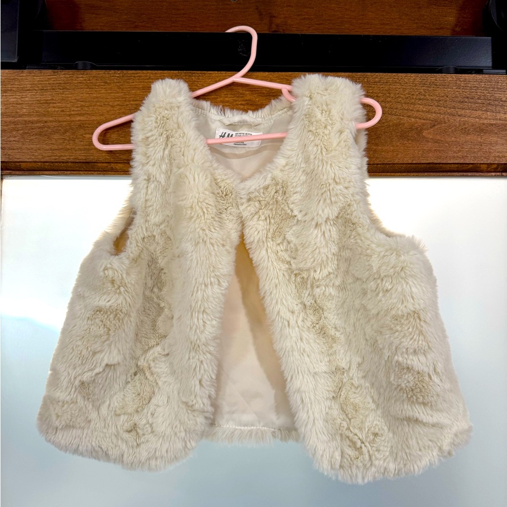 H&M Cream Faux Fur Vest size 5T/6